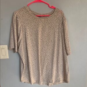 Wit & Wisdom Beige Patterned Short Sleeve Top